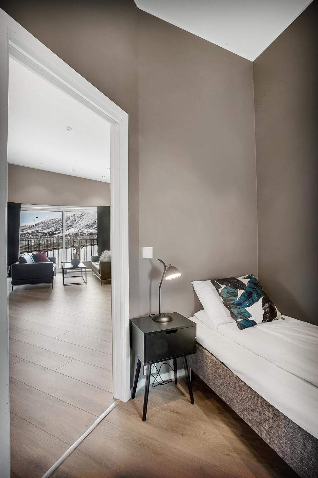 Totalapartments Vervet Apartment Hotel Тромсе Екстер'єр фото